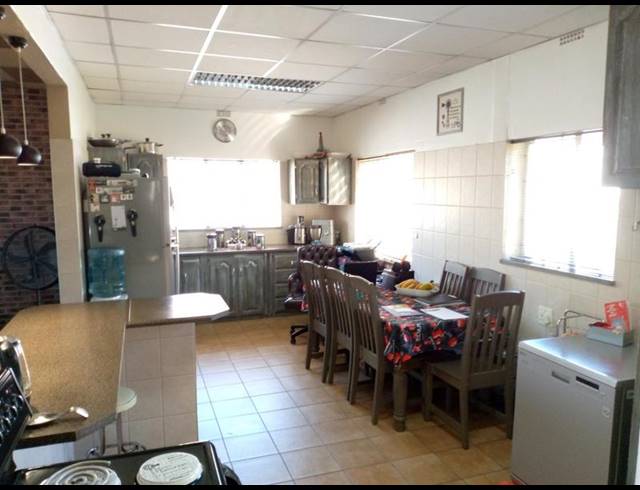 3 BEDROOM HOUSE FOR SALE IN PRIMROSE
